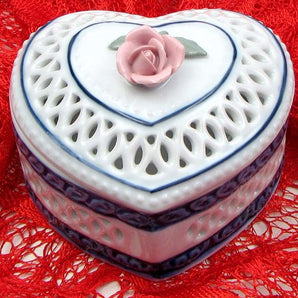4"" Woven Porcelain Heart Box