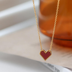 Titanium steel plated 18k gold French love necklace women acrylic peach heart collarbone chain light luxury niche design premium